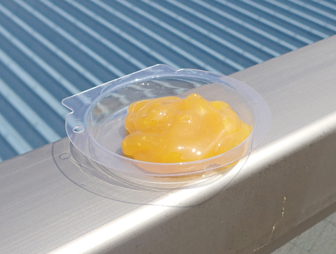 トレーの約8割を充填